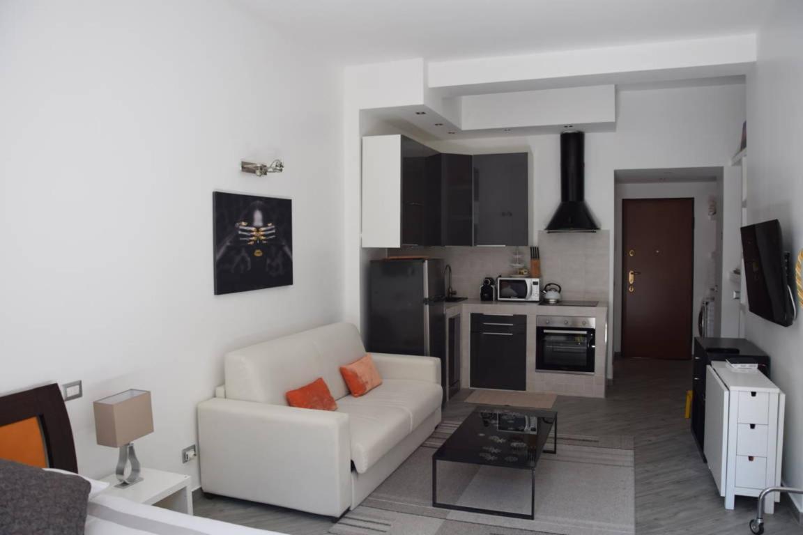 Accomodations Stazione Centrale Μιλάνο Εξωτερικό φωτογραφία