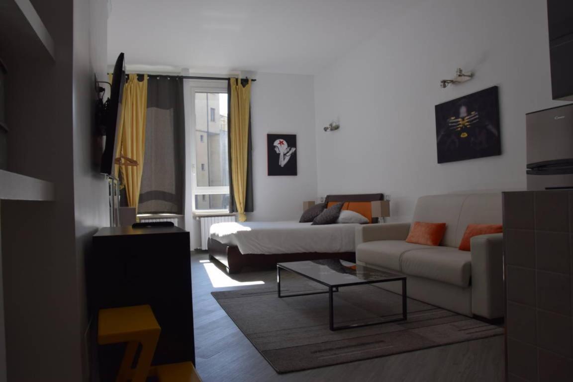 Accomodations Stazione Centrale Μιλάνο Εξωτερικό φωτογραφία