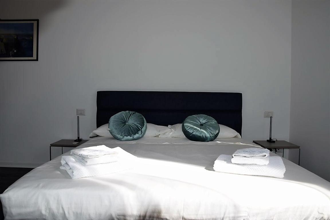 Accomodations Stazione Centrale Μιλάνο Εξωτερικό φωτογραφία